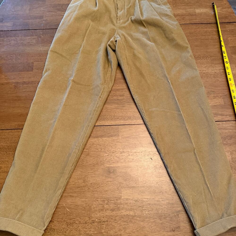 Liz Sport Tan Corduroy Pants Size 4 High Rise Pleated Vintage Straight Leg